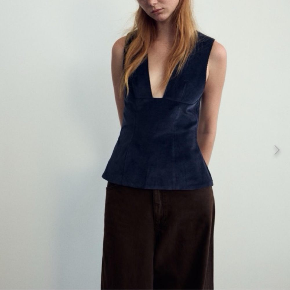 Zara Corduroy Top in Navy - M